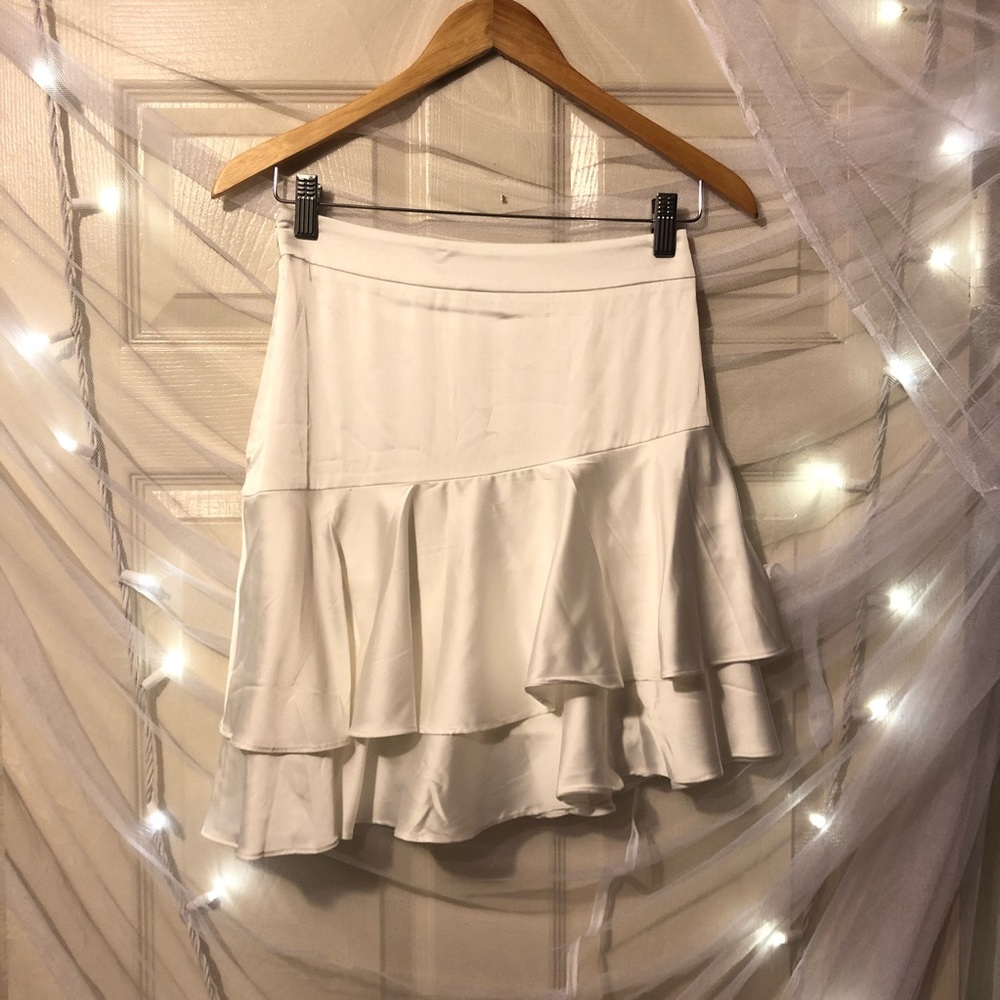 Meshki finna side frill skirt